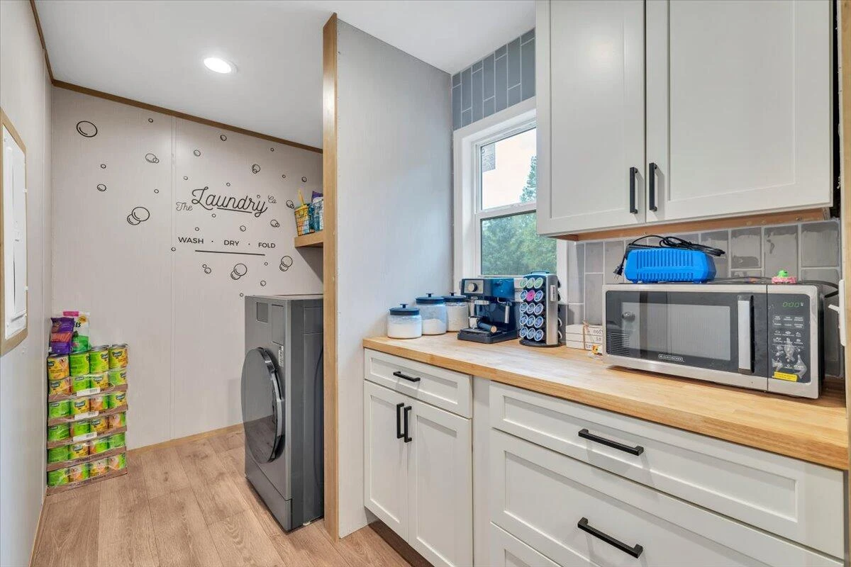 12328 Hardy RD - Photo 22