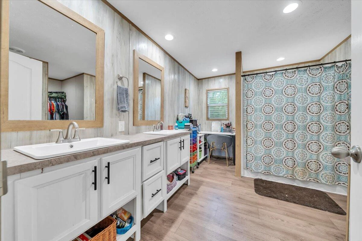 12328 Hardy RD - Photo 27