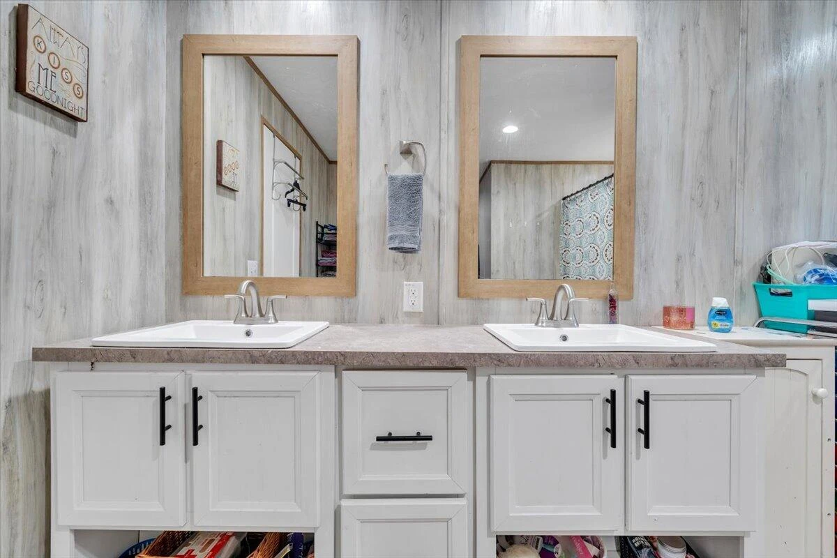 12328 Hardy RD - Photo 29