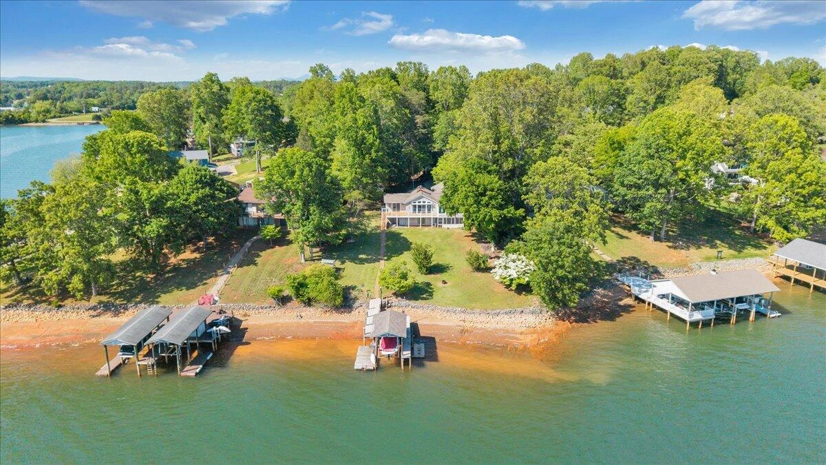 216 Pine Knob CIR - Photo 2