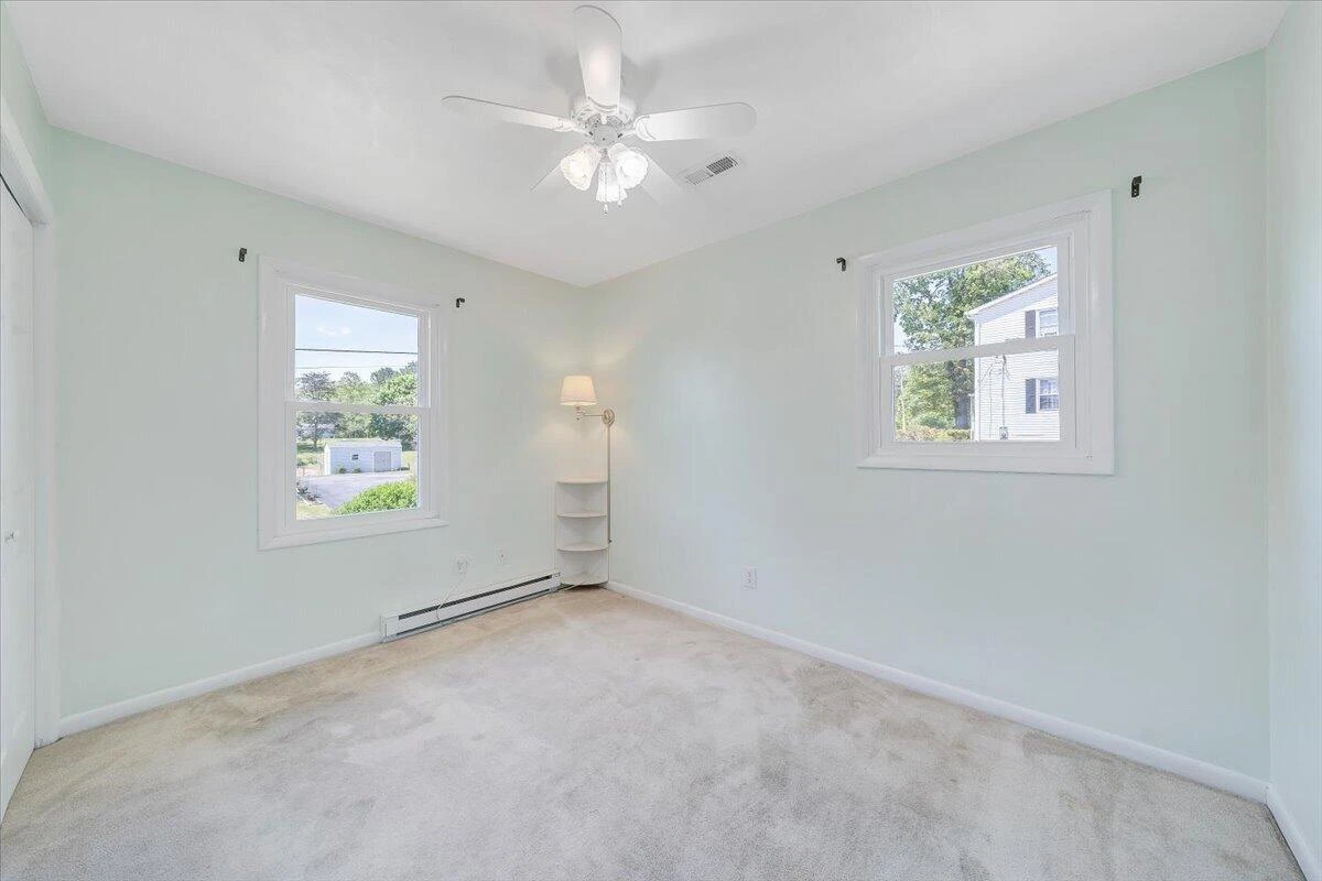 1079 Mildred ST - Photo 25