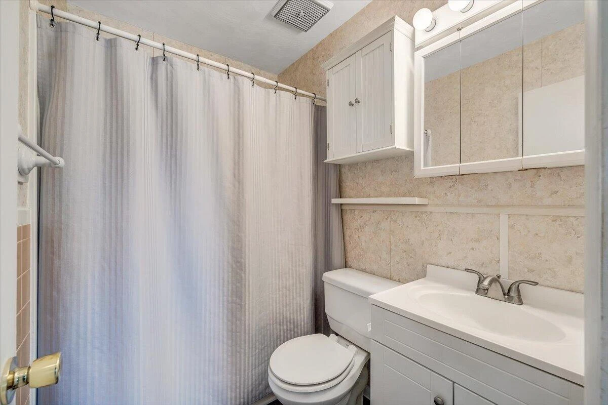 1079 Mildred ST - Photo 27