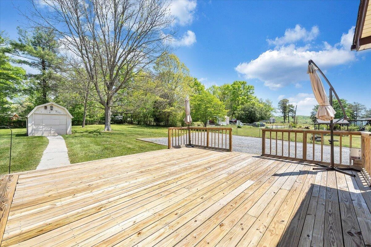 1079 Mildred ST - Photo 38