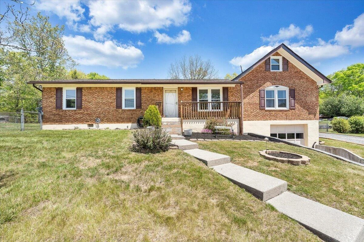 1079 Mildred ST - Photo 46
