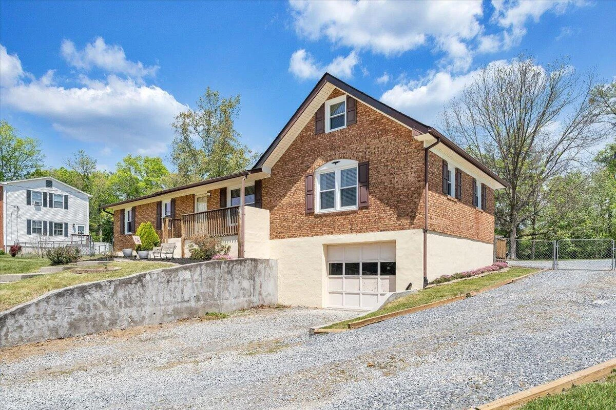 1079 Mildred ST - Photo 47
