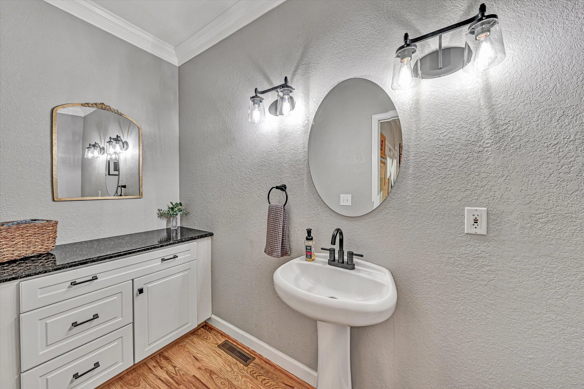 120 Stonelea DR - Photo 32