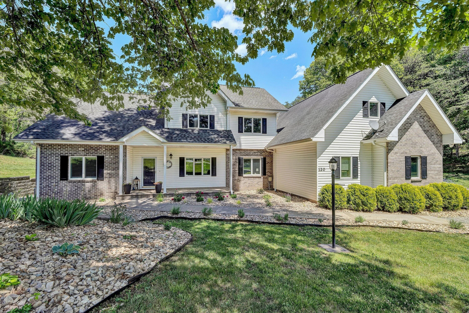 120 Stonelea DR - Photo 6