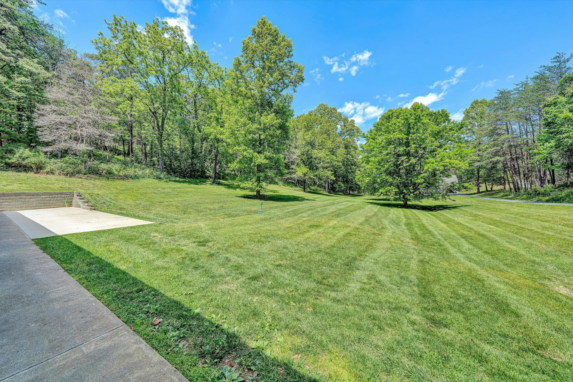 120 Stonelea DR - Photo 64