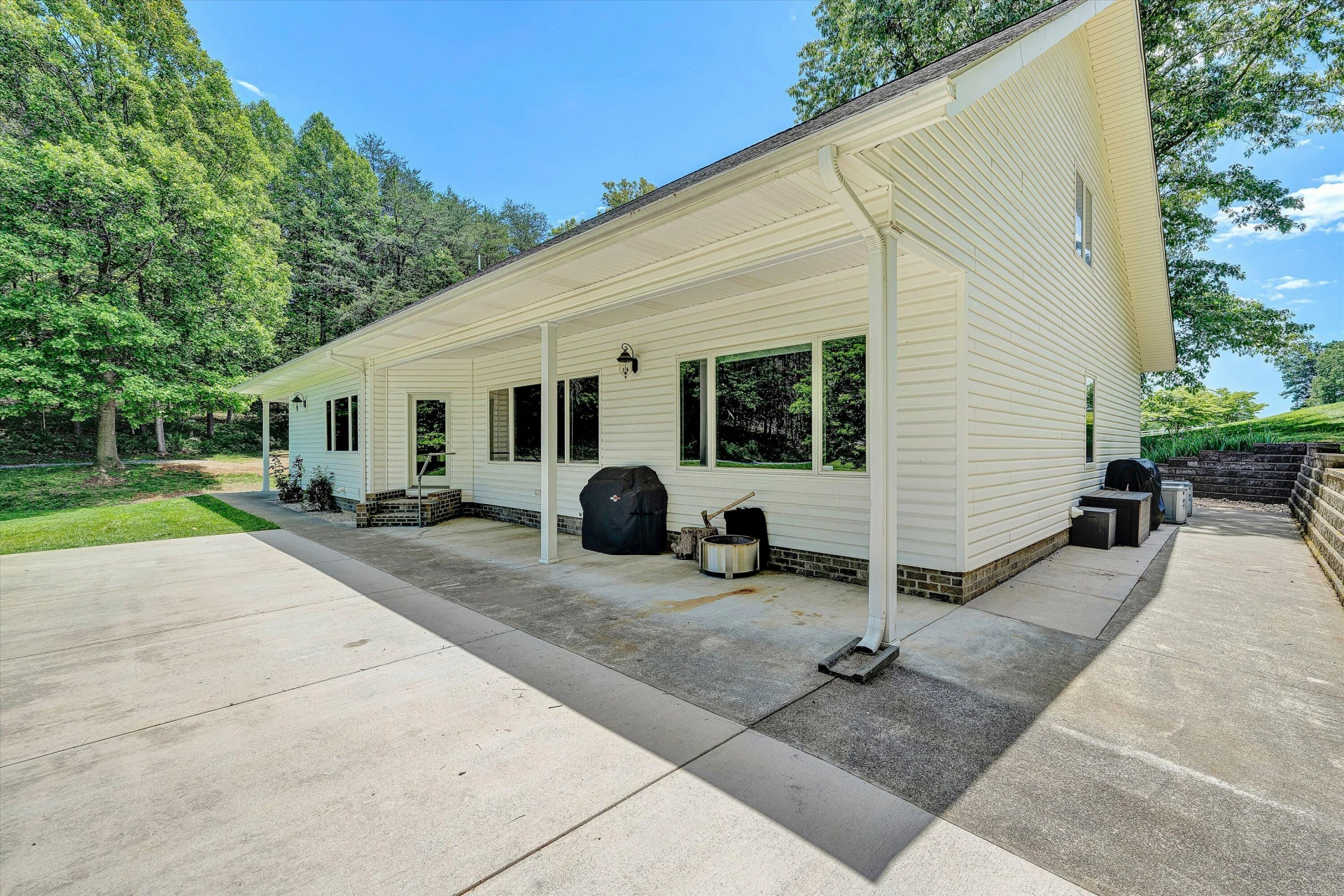 120 Stonelea DR - Photo 66