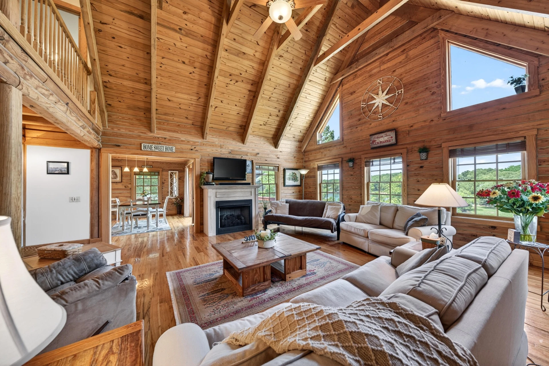 104 Pebble Brook LN - Photo 2