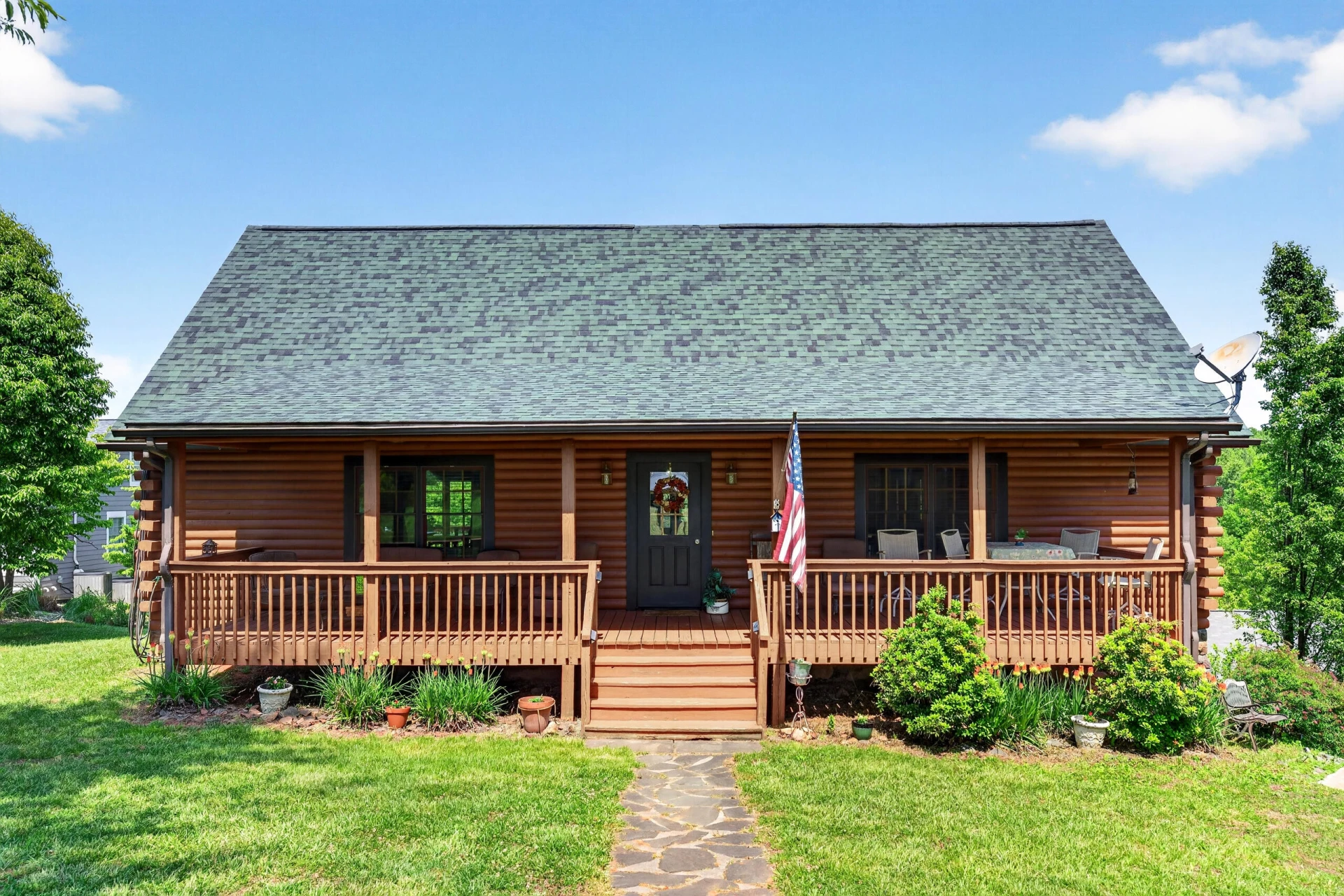 104 Pebble Brook LN - Photo 4