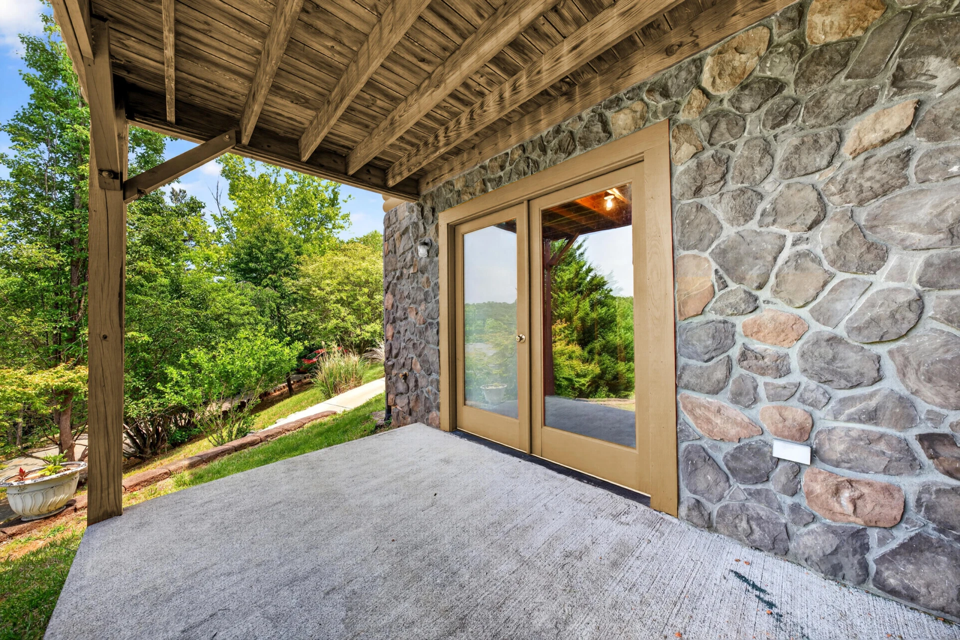 104 Pebble Brook LN - Photo 49