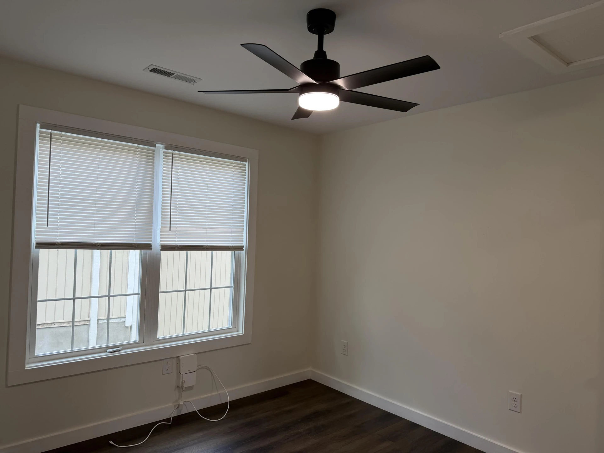 321 Craig AVE - Photo 16