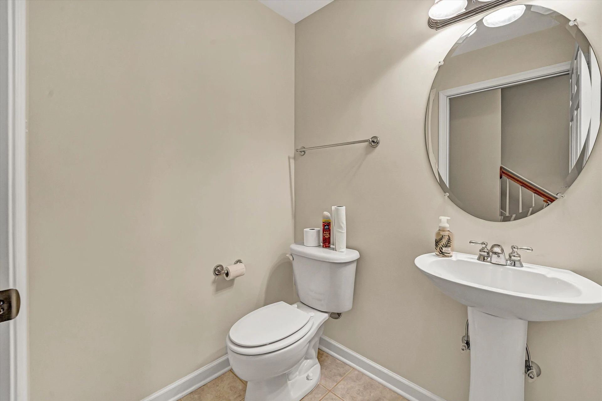 207 Duncraig DR - Photo 18