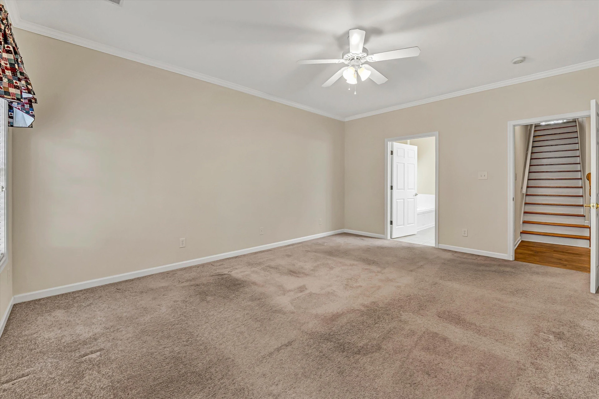 207 Duncraig DR - Photo 21