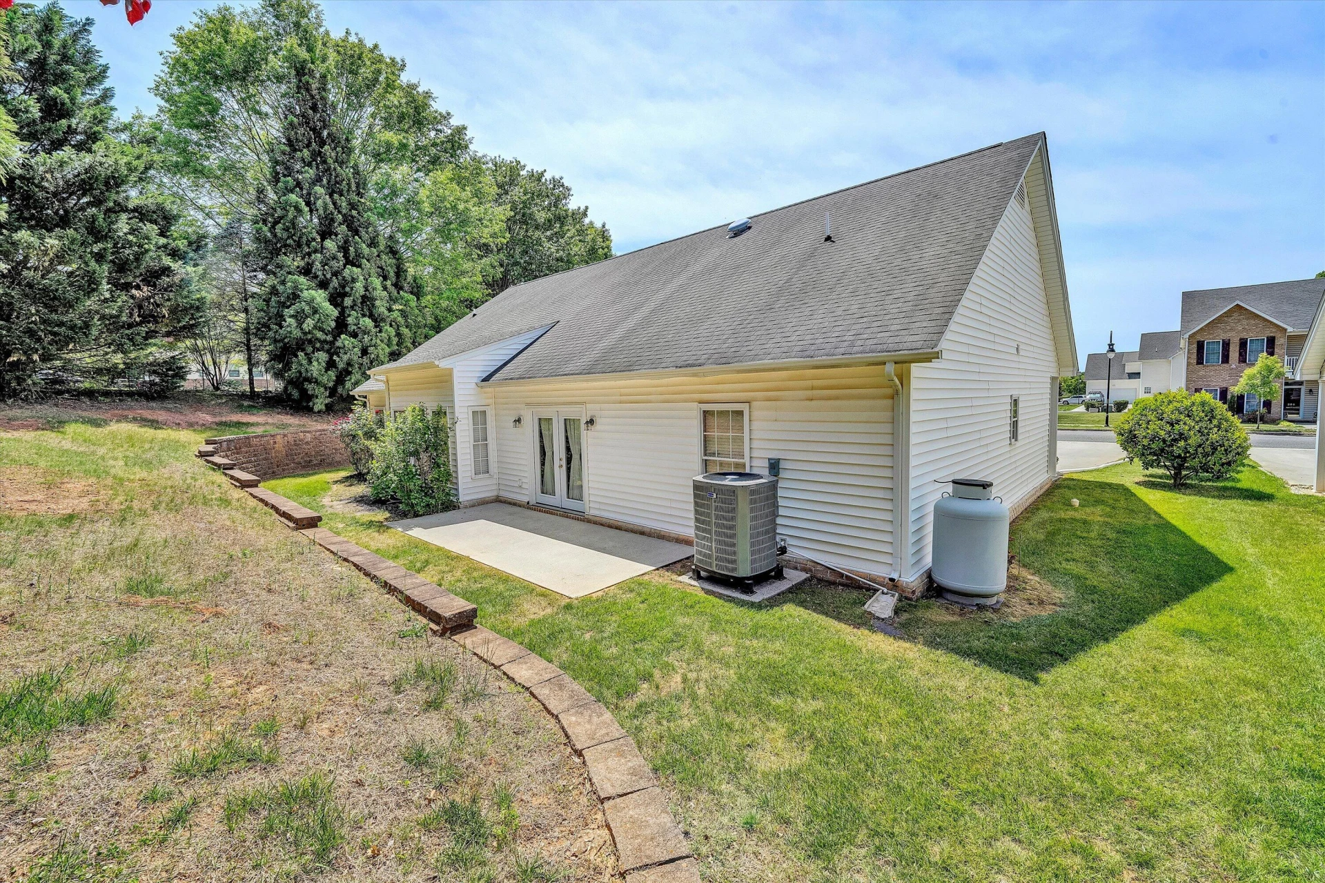 207 Duncraig DR - Photo 35