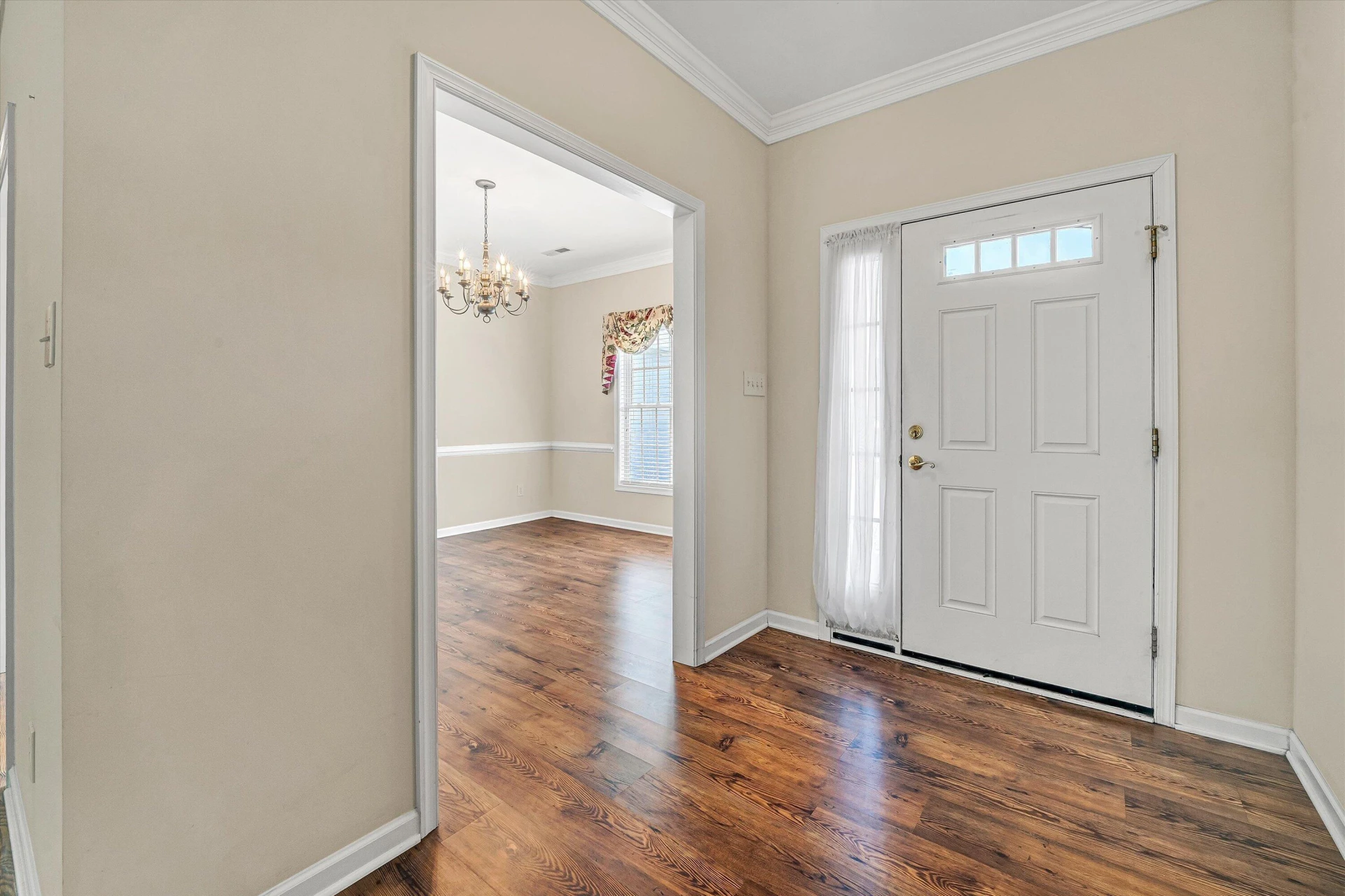 207 Duncraig DR - Photo 4
