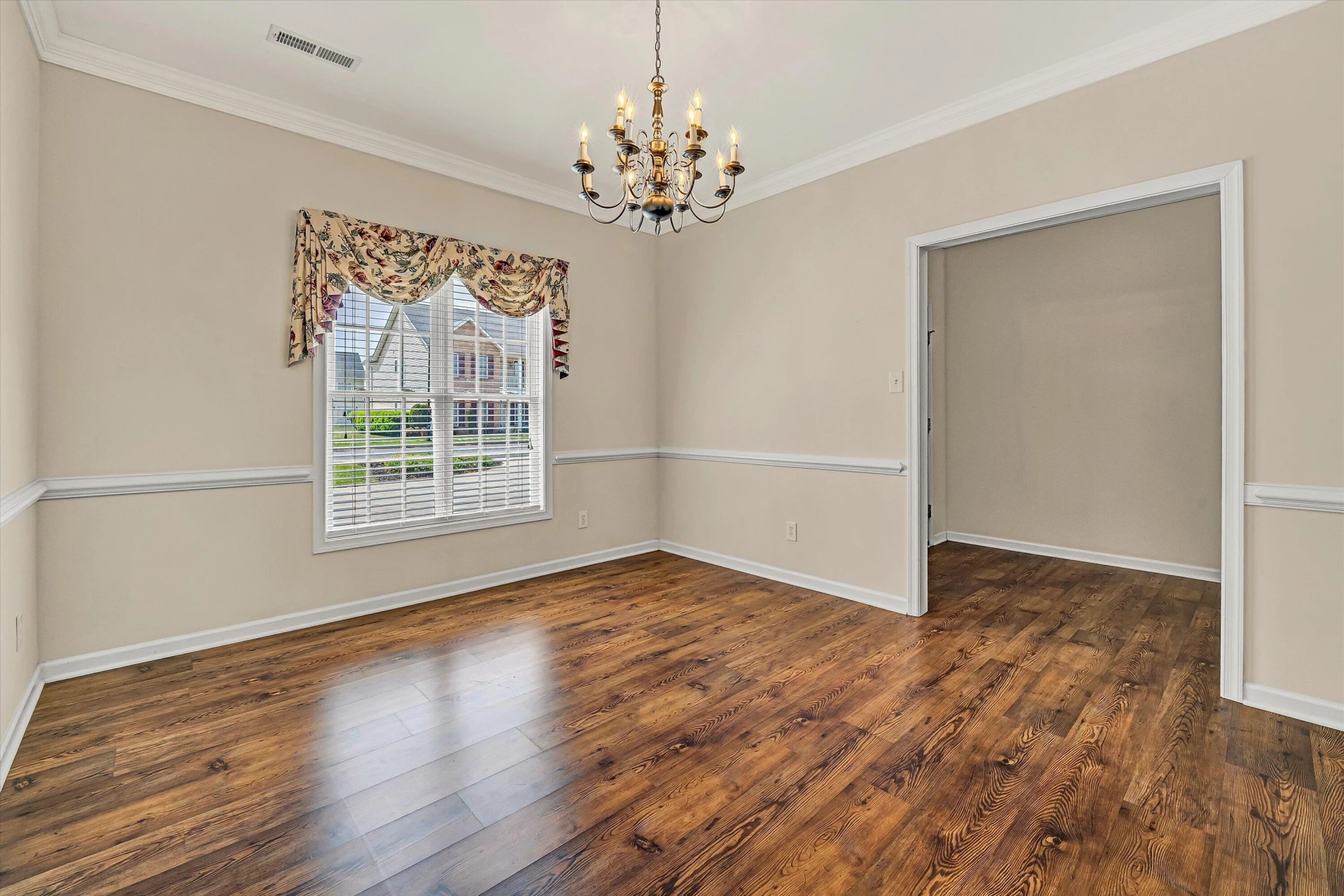 207 Duncraig DR - Photo 7