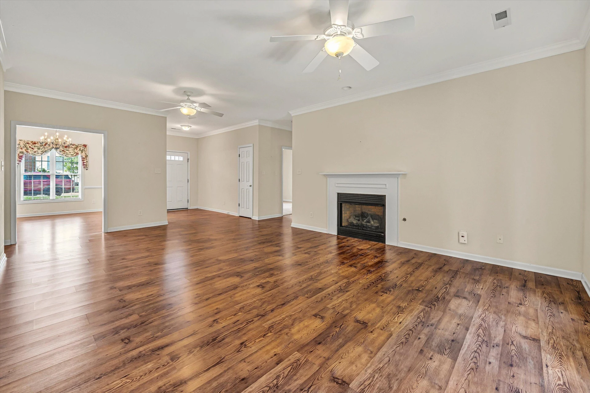 207 Duncraig DR - Photo 9