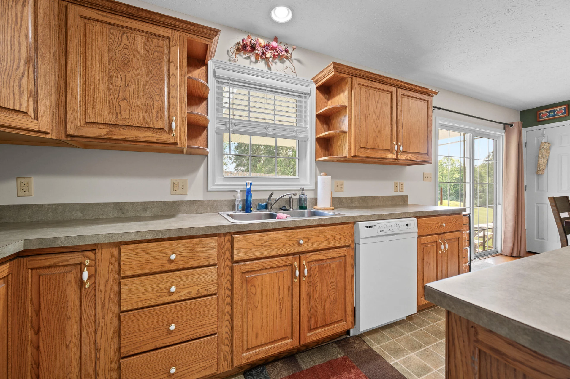1068 Oakwood Knolls DR - Photo 11