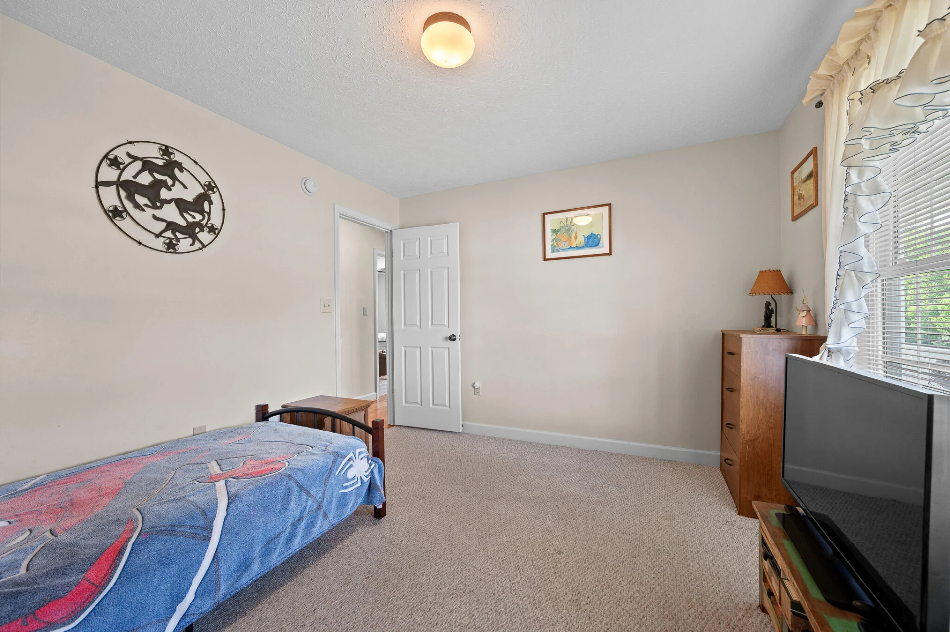 1068 Oakwood Knolls DR - Photo 16