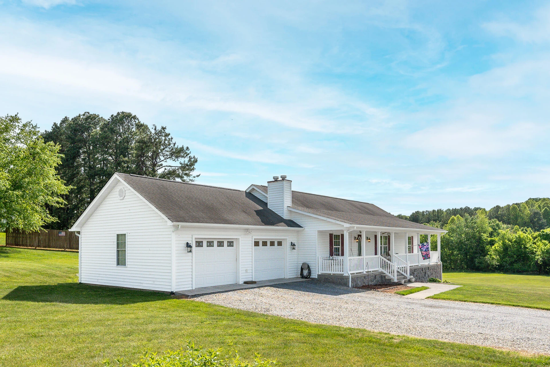 1068 Oakwood Knolls DR - Photo 2