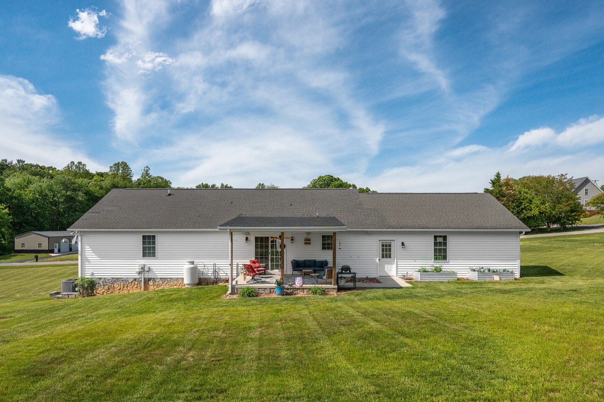 1068 Oakwood Knolls DR - Photo 41
