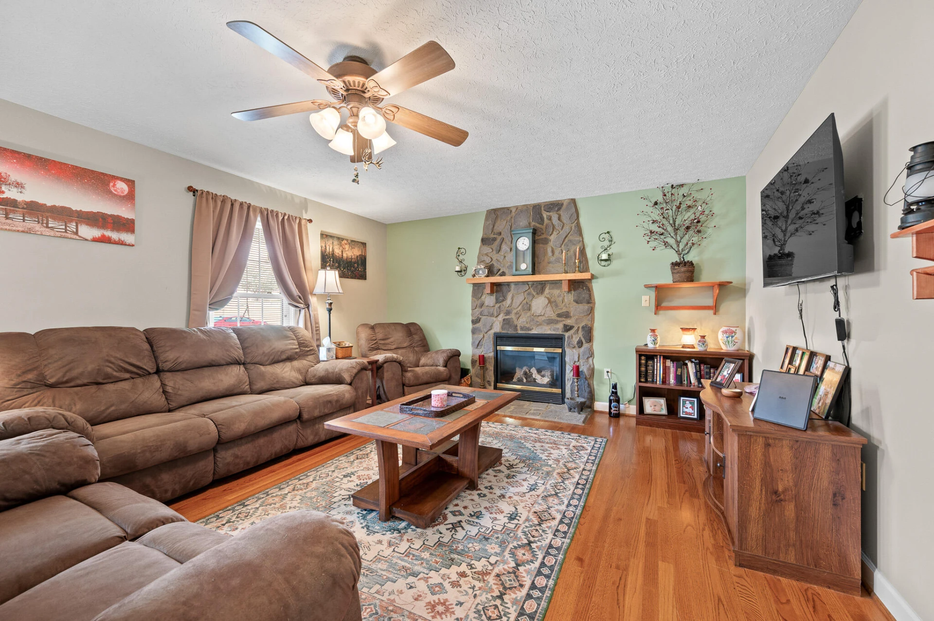 1068 Oakwood Knolls DR - Photo 7