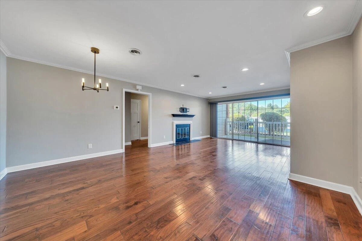 2973 Winterberry DR - Photo 7