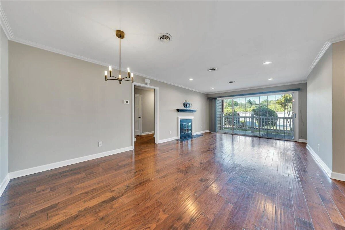 2973 Winterberry DR - Photo 8
