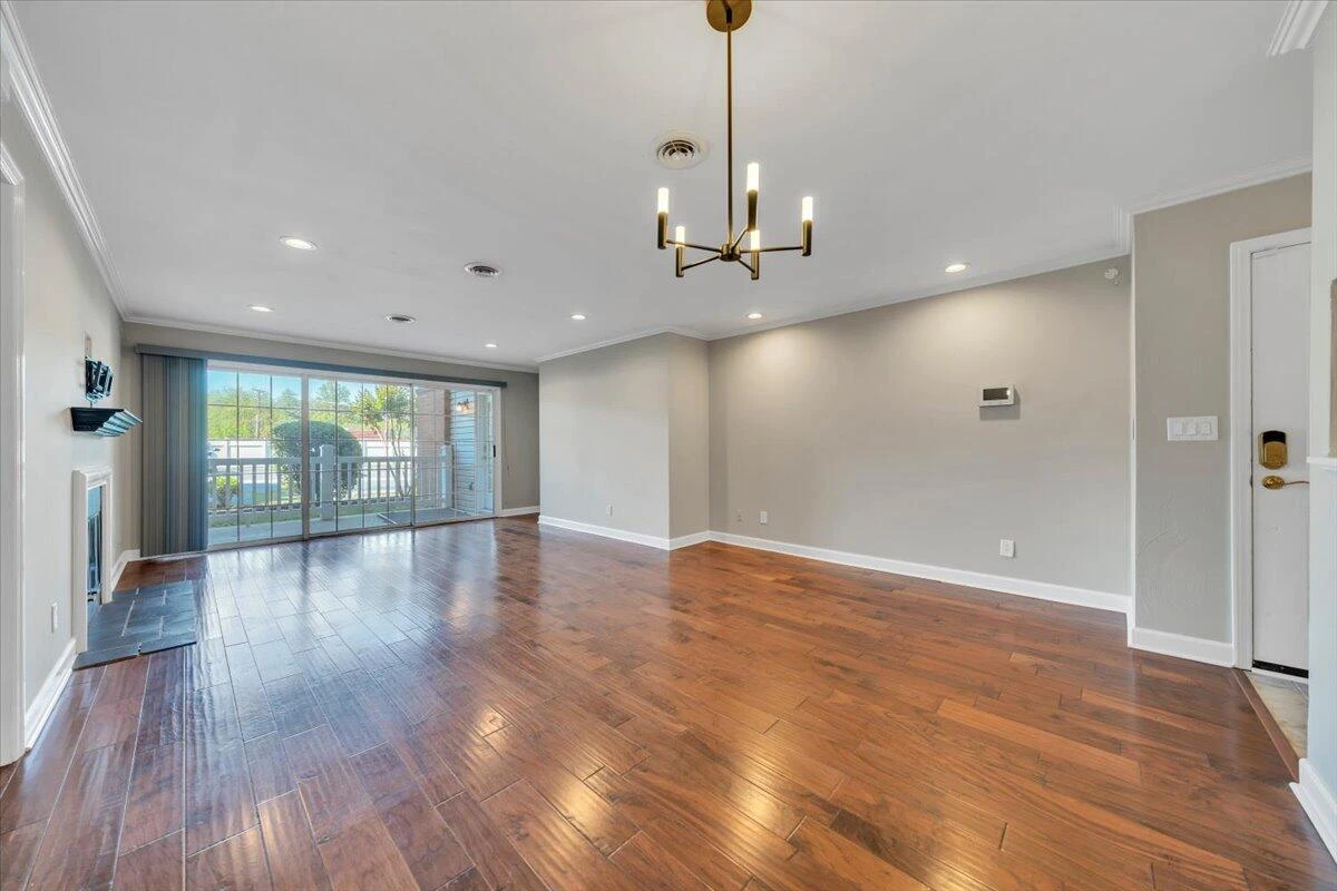 2973 Winterberry DR - Photo 9