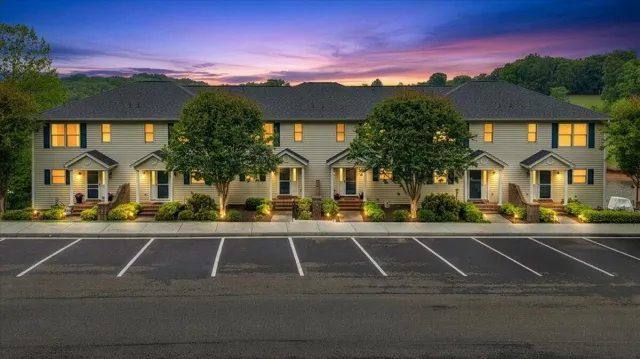 345 Cambridge CT