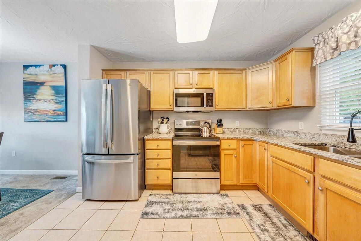 345 Cambridge CT #A4 - Photo 7