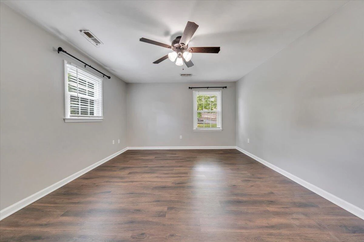 2704 Summit Ridge RD NE - Photo 33