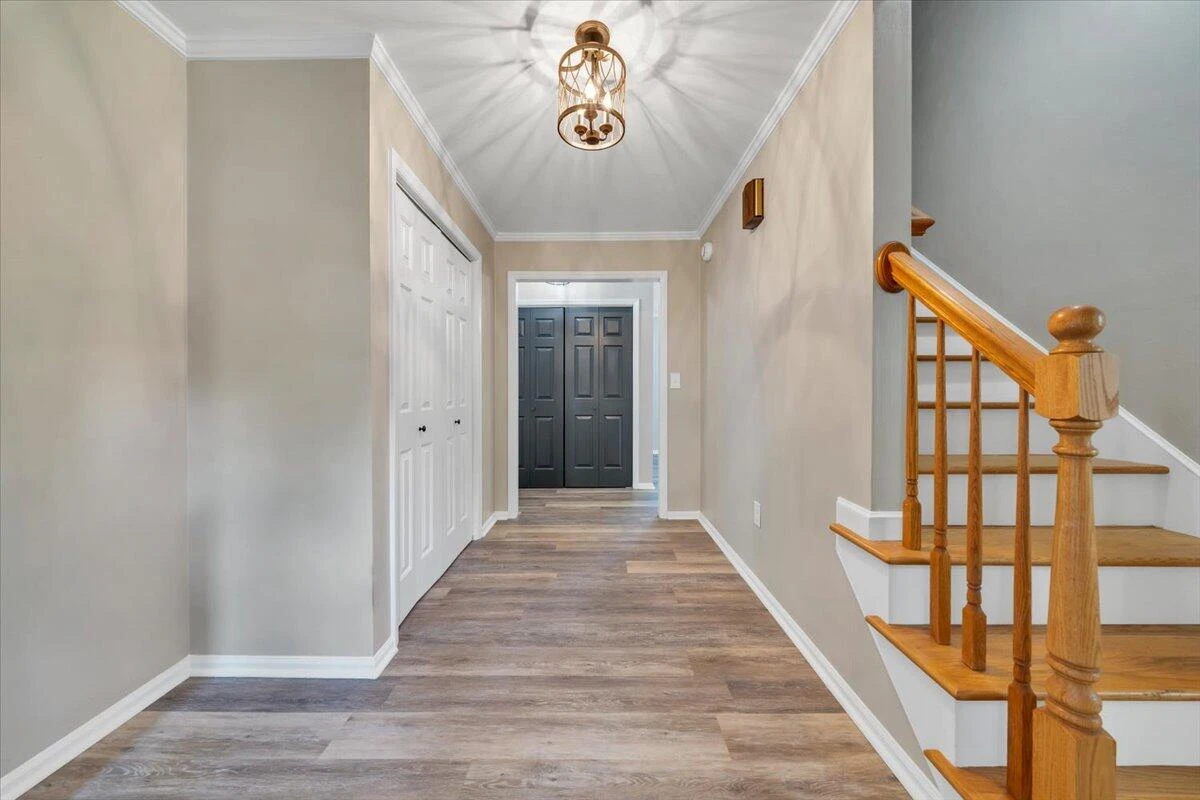 2704 Summit Ridge RD NE - Photo 5