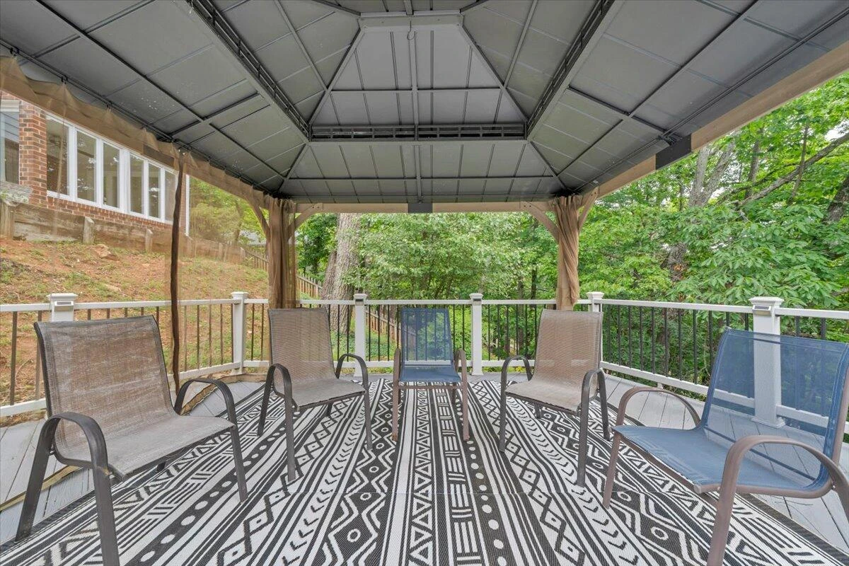 2704 Summit Ridge RD NE - Photo 70