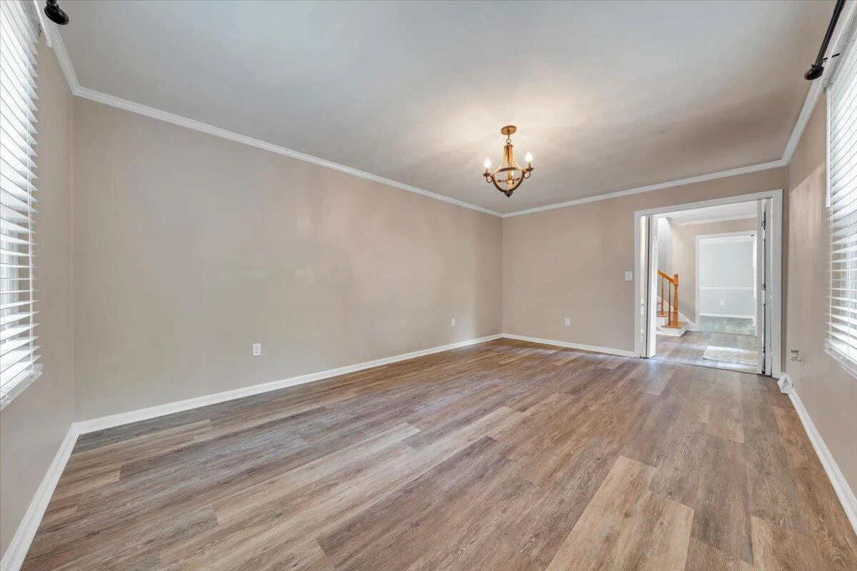 2704 Summit Ridge RD NE - Photo 8