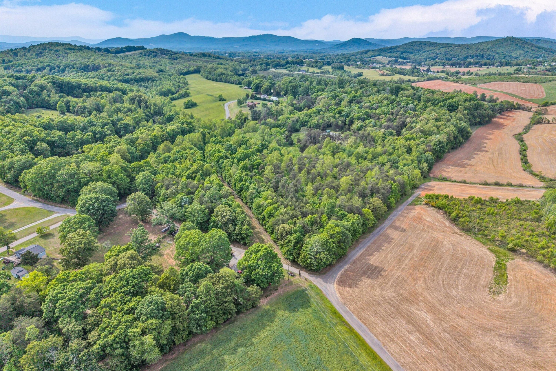 2296 Sandy Level RD - Photo 46