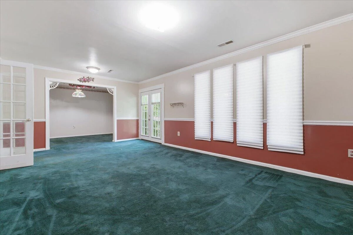 306 Willowridge DR - Photo 4