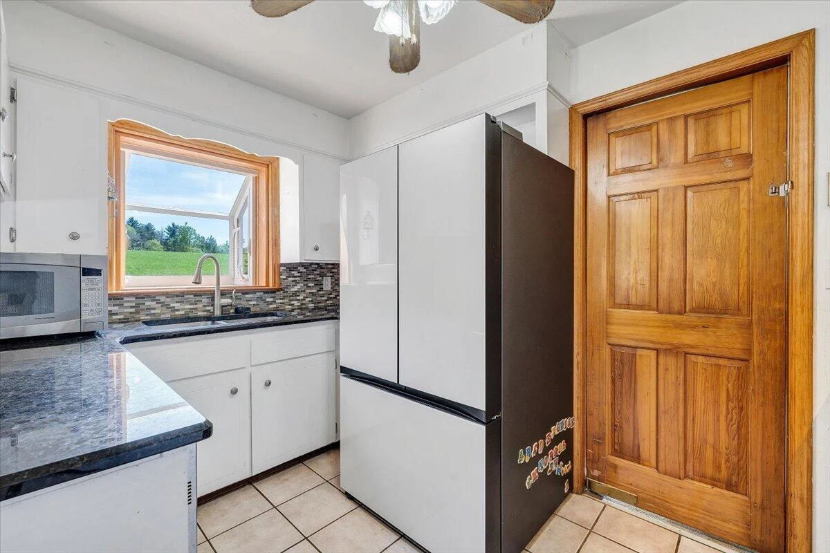 1547 Kings Store RD NE - Photo 10