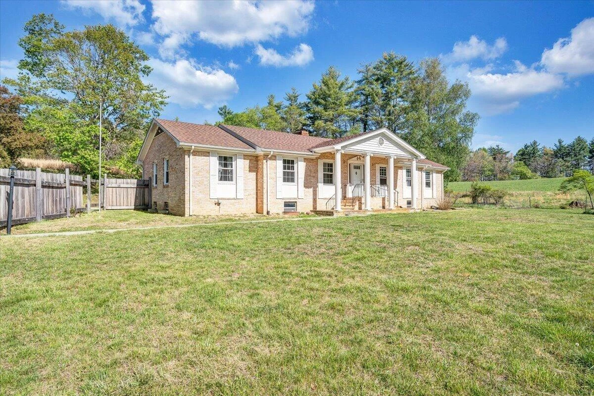 1547 Kings Store RD NE - Photo 46