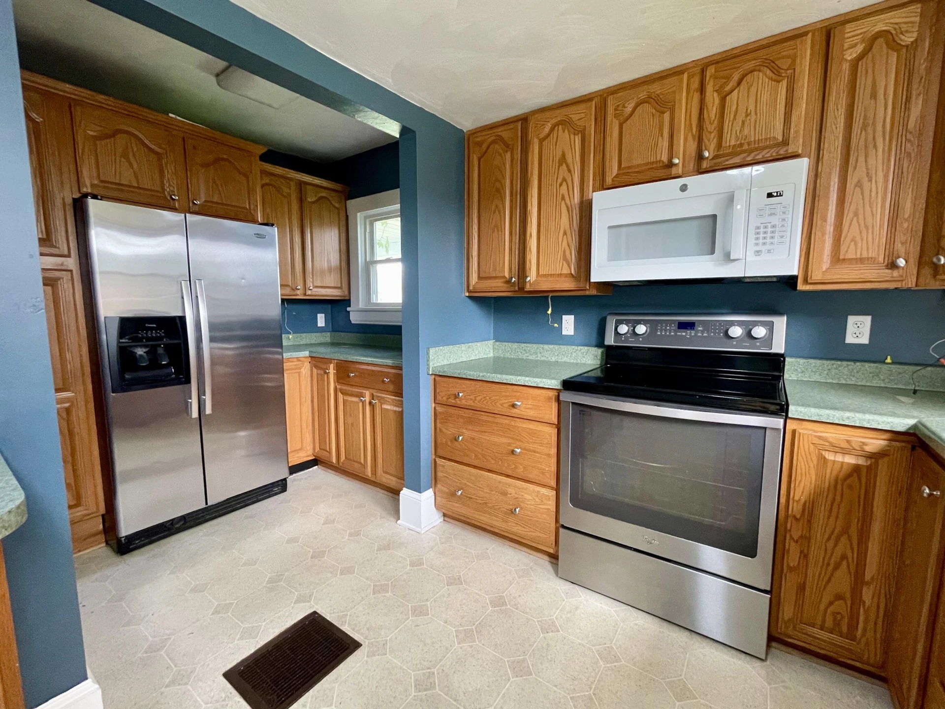 1334 Price ST - Photo 17