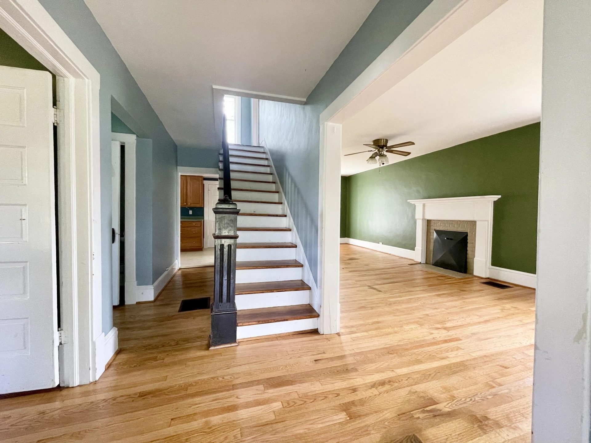 1334 Price ST - Photo 5
