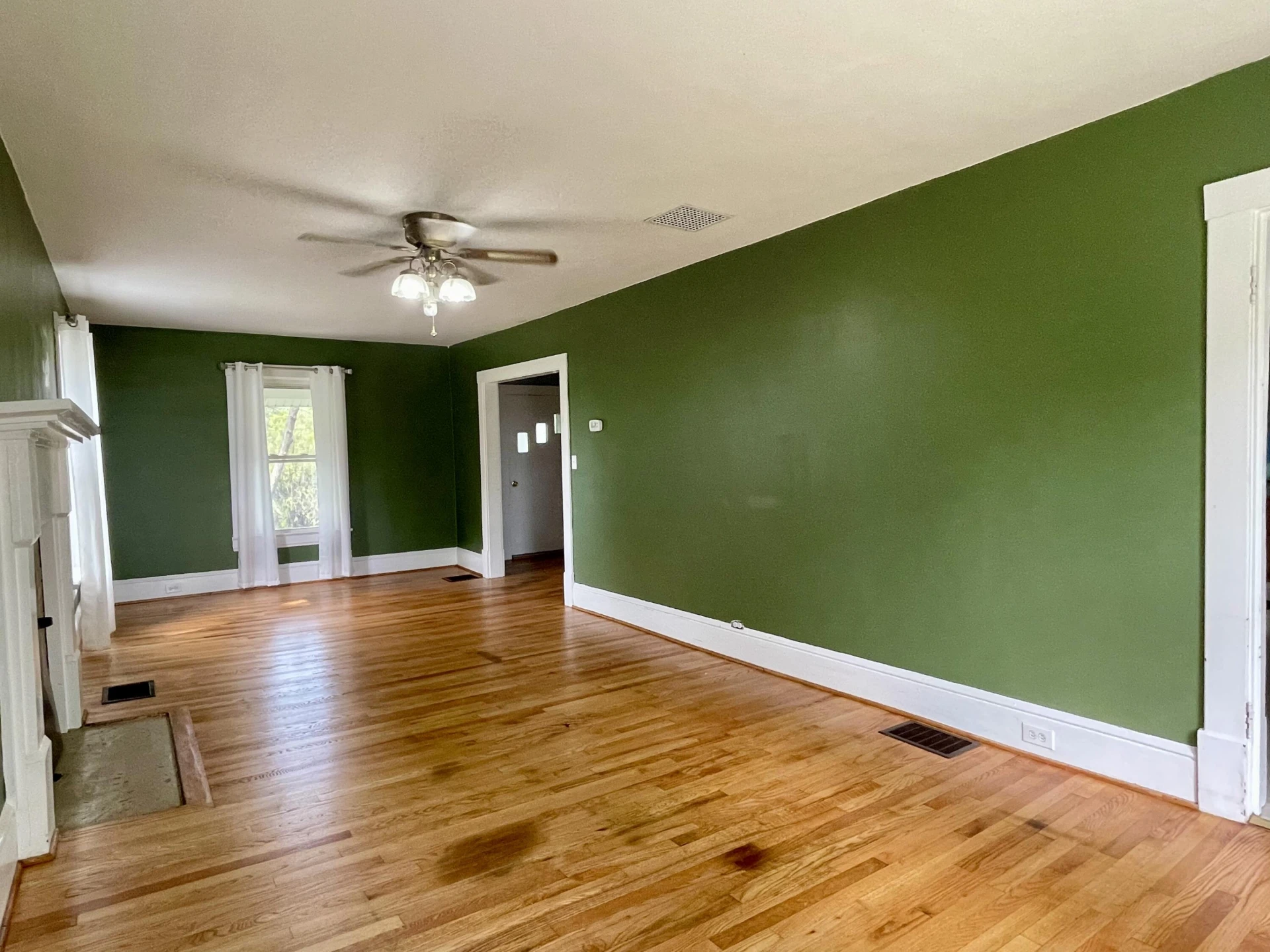 1334 Price ST - Photo 8