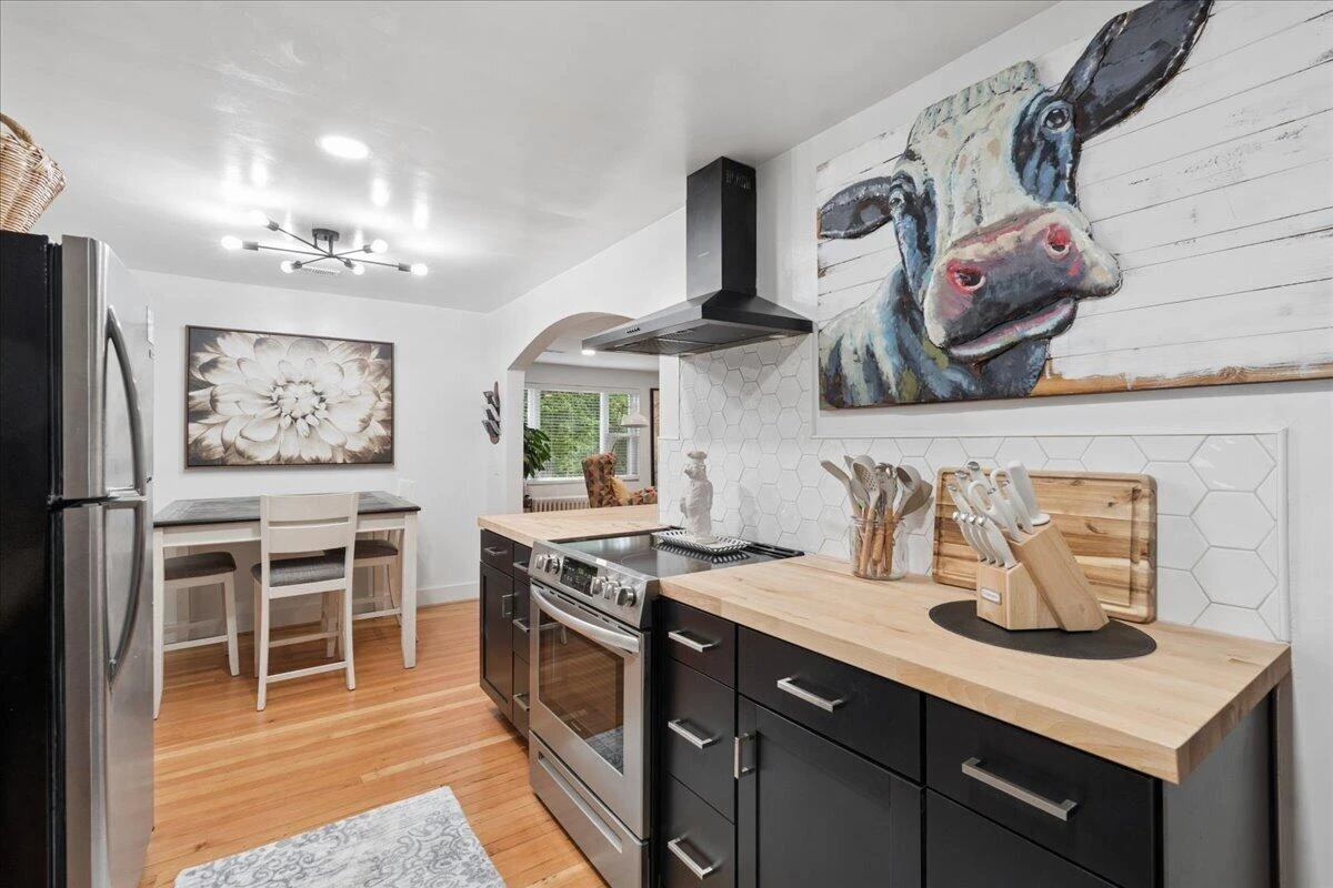 720 Vine ST - Photo 10