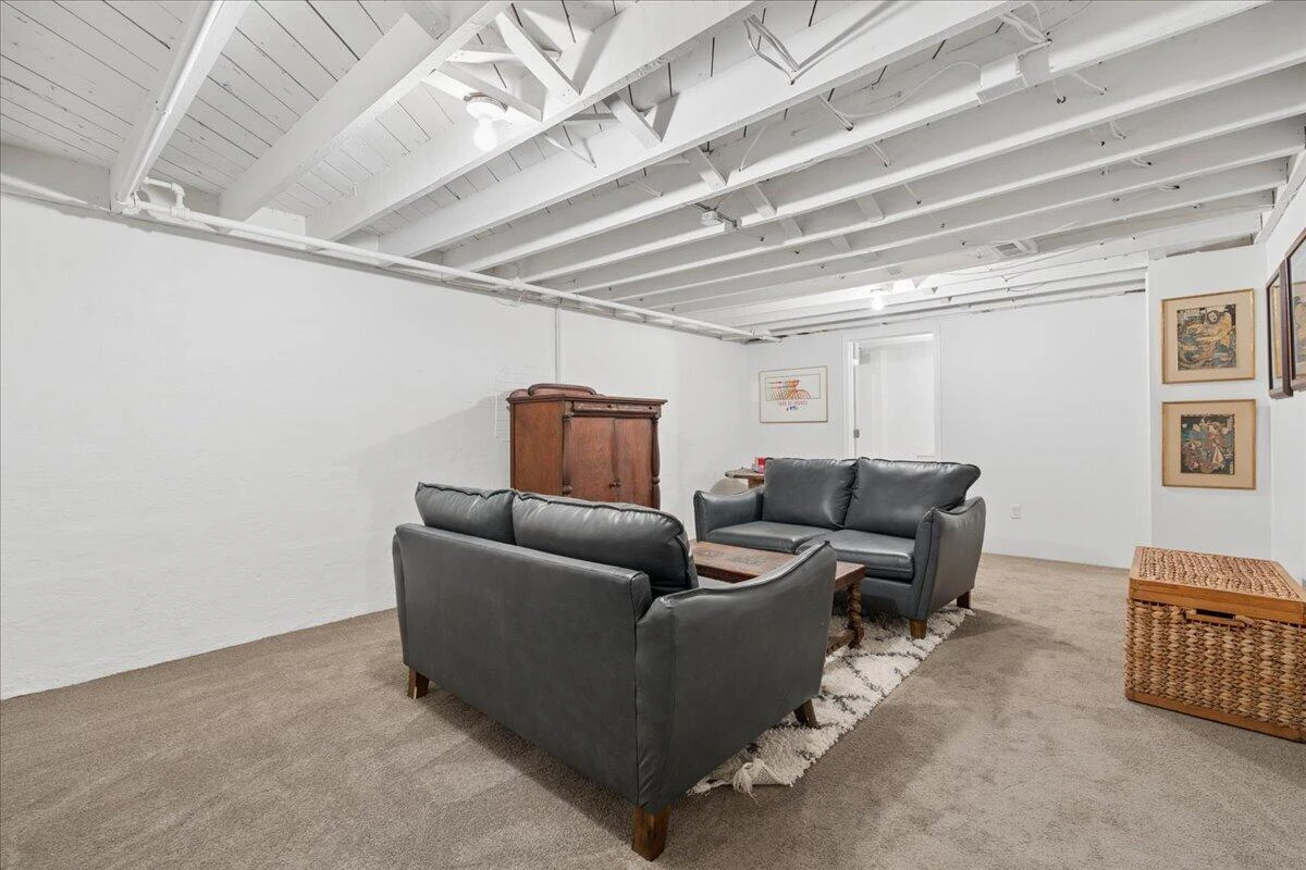 720 Vine ST - Photo 23