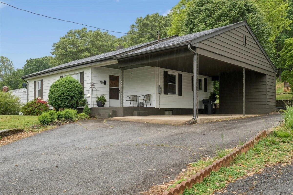 720 Vine ST - Photo 30