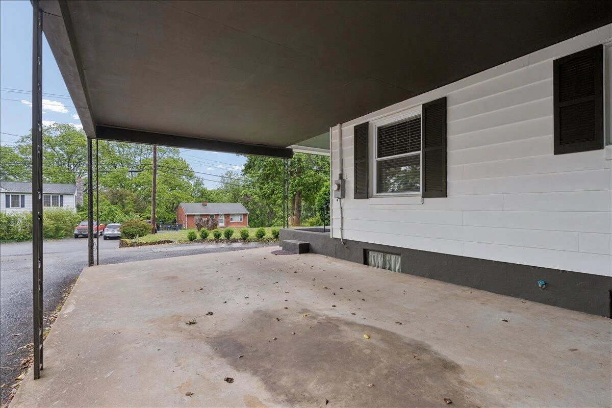 720 Vine ST - Photo 32