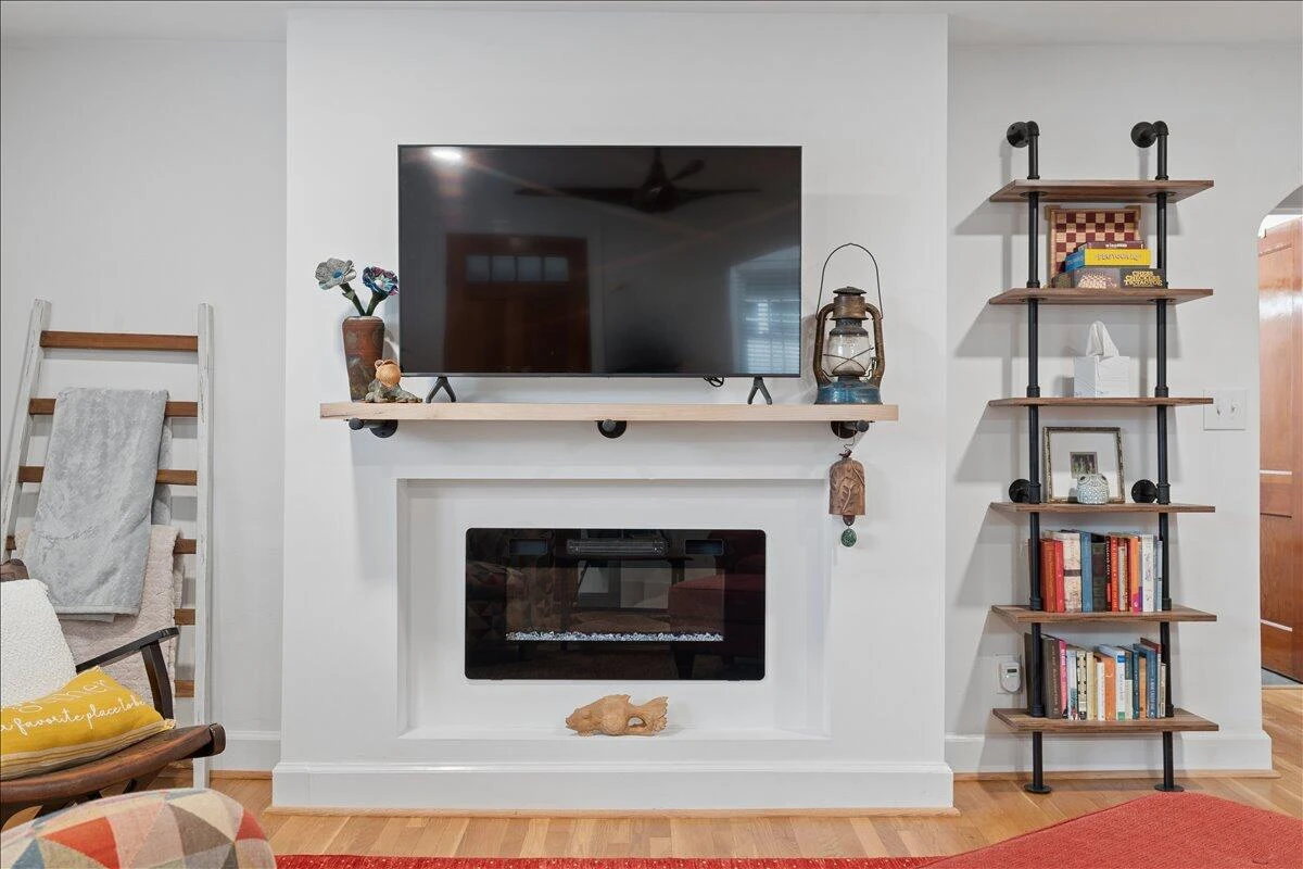 720 Vine ST - Photo 5