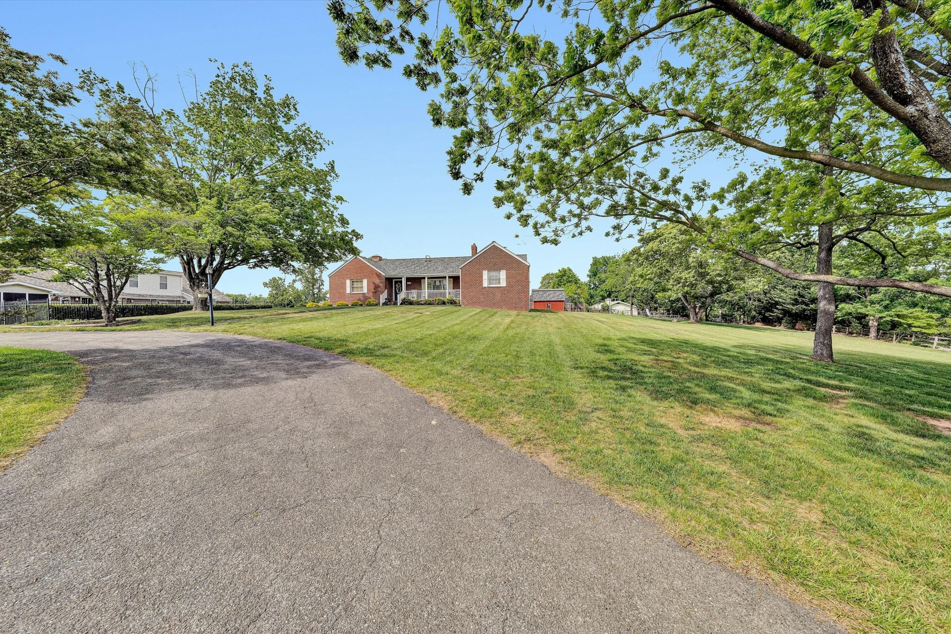5040 Pleasant Hill DR - Photo 4